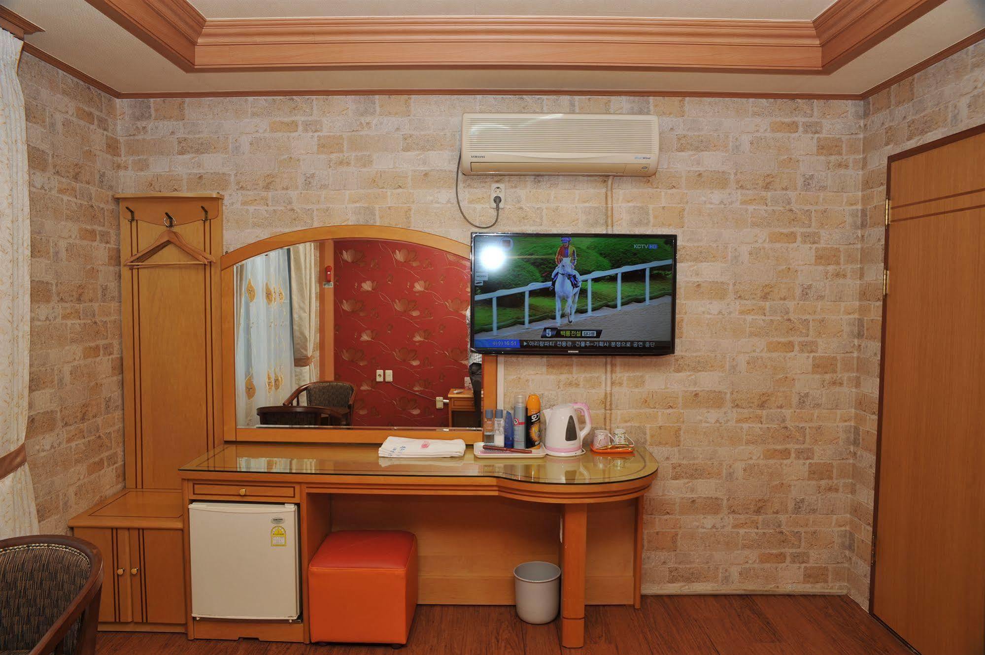 Jeju Olleh Hotel Εξωτερικό φωτογραφία