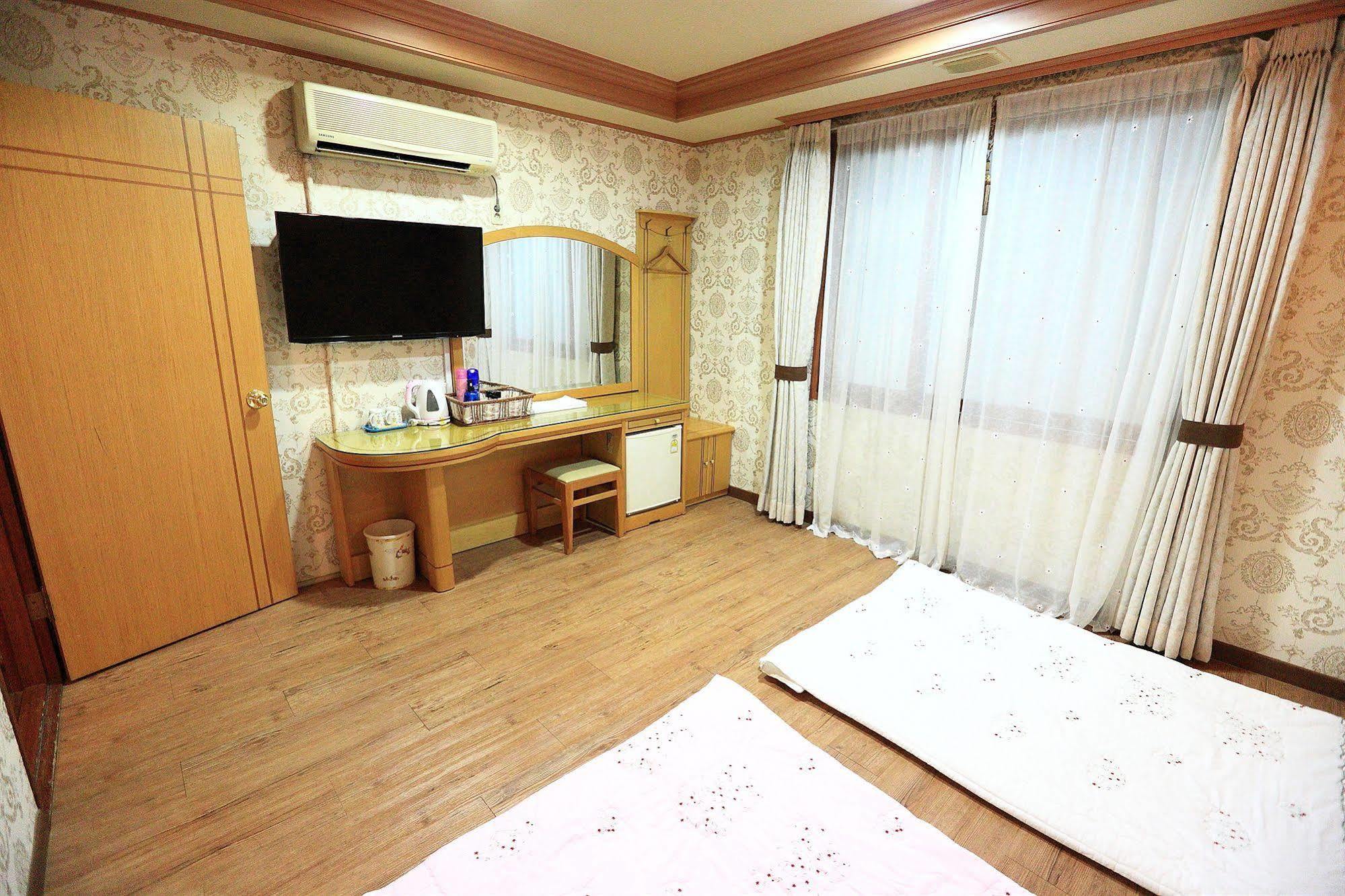 Jeju Olleh Hotel Εξωτερικό φωτογραφία